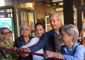 Da sinistra Cristina Galletti Pagliani, Paola Riva Raffaelli, Paola Tonussi, Nicola Guerini e Maria Grazia Bregoli